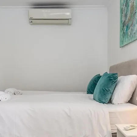 3 Bed Duplex By Puerto Banus, Marbella, 3 Pools, Sea Views Apartment Marbella