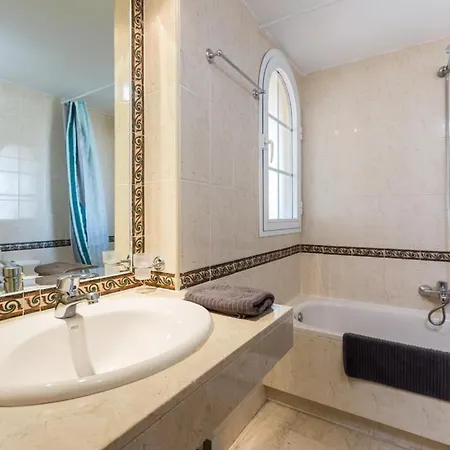 3 Bed Duplex By Puerto Banus, Marbella, 3 Pools, Sea Views *