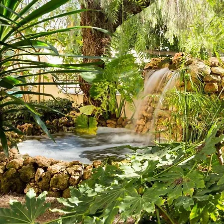 Apartmán 3 Bed Duplex By Puerto Banus, Marbella, 3 Pools, Sea Views Marbella