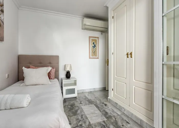 3 Bed Duplex By Puerto Banus, Marbella, 3 Pools, Sea Views *