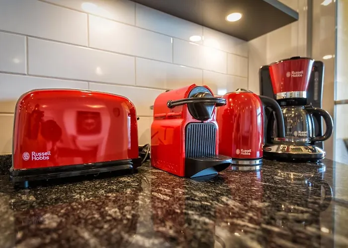 Apartament 3 Bed Duplex By Puerto Banus, Marbella, 3 Pools, Sea Views