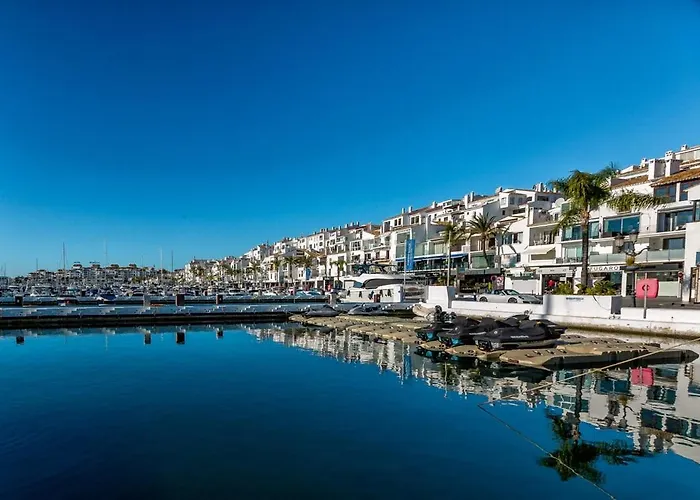 Apartament 3 Bed Duplex By Puerto Banus, Marbella, 3 Pools, Sea Views