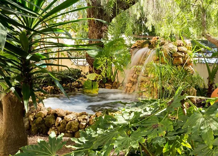 Apartament 3 Bed Duplex By Puerto Banus, Marbella, 3 Pools, Sea Views Marbella